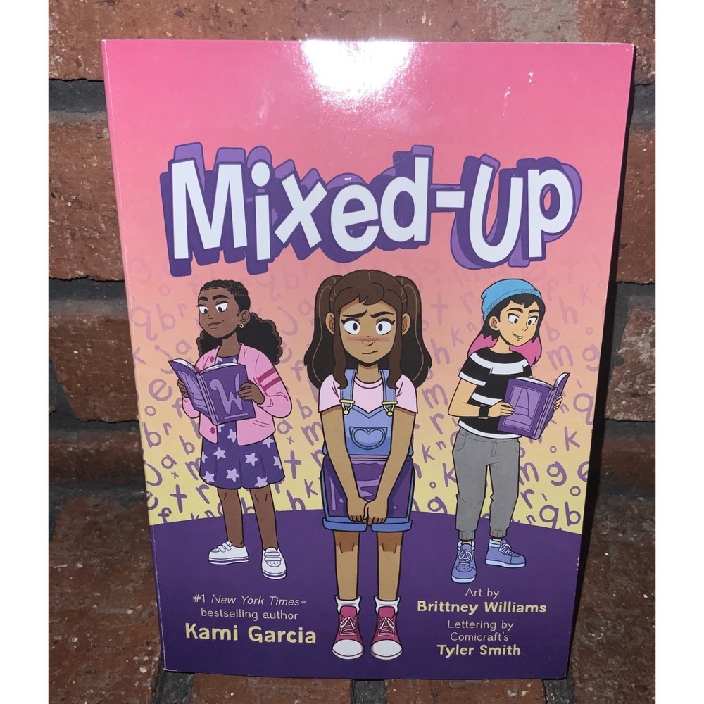 Mixed-Up Graphic Novel Kami Garcia Brittney Williams Scholastic Paperback 2025